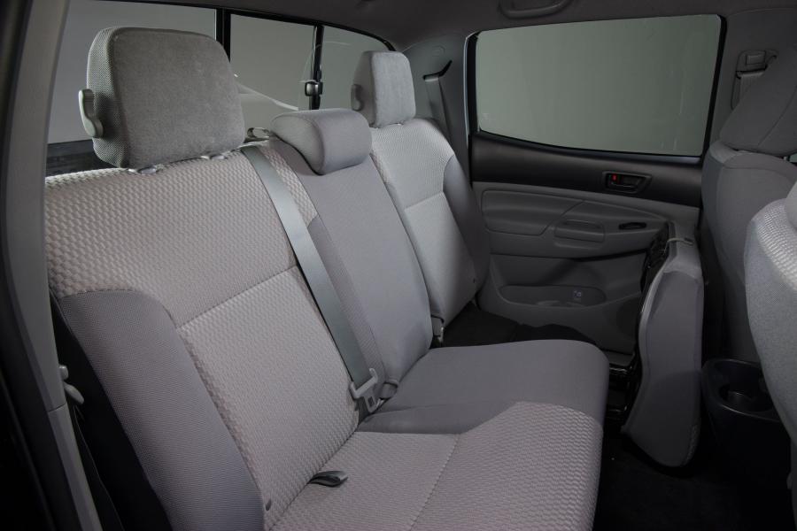  Toyota Tacoma 2012 года  (фото 13 из 43)